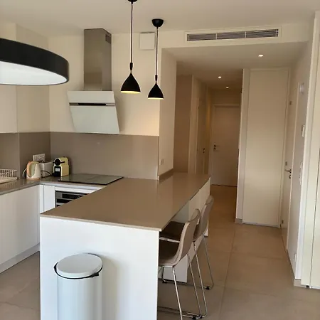 Armenonvillecannes Канны